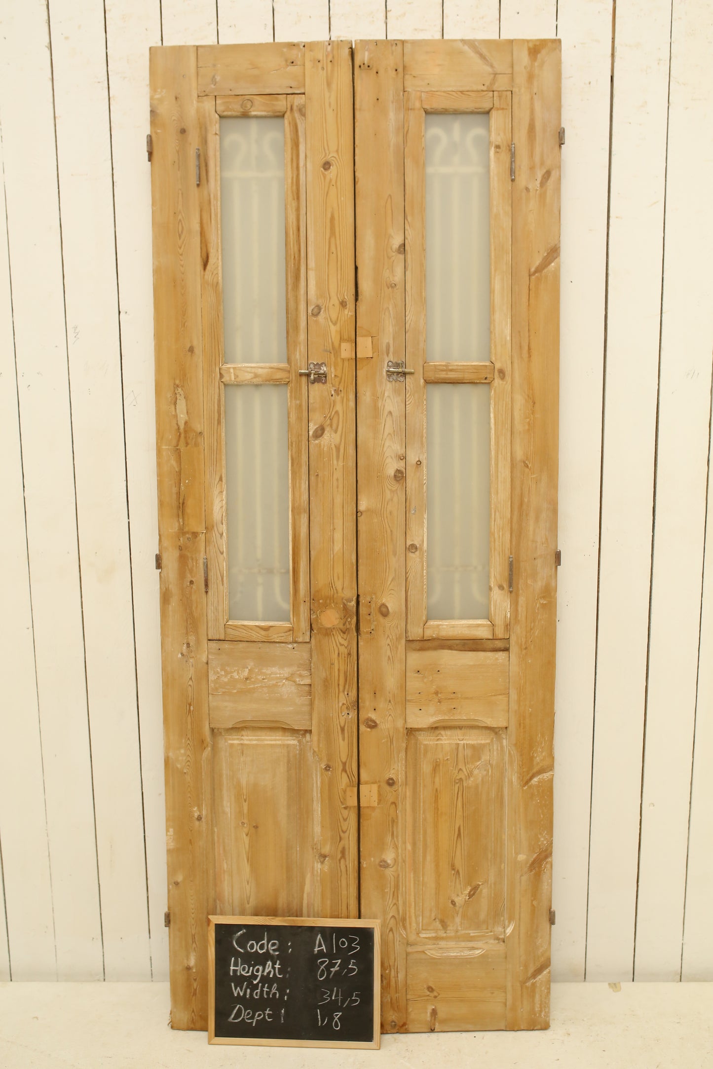 VINTAGE DBL FRENCH METAL DOOR A103