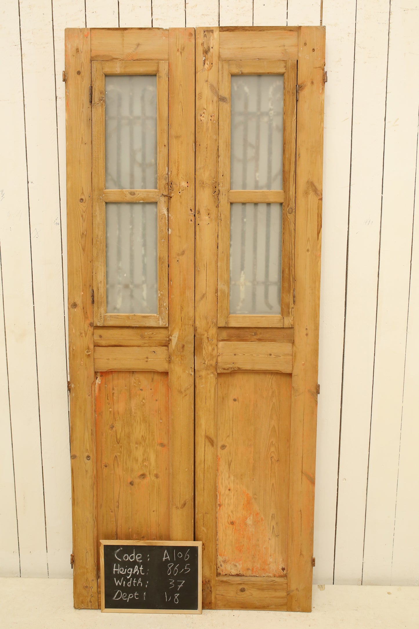 VINTAGE DBL FRENCH METAL DOOR A106