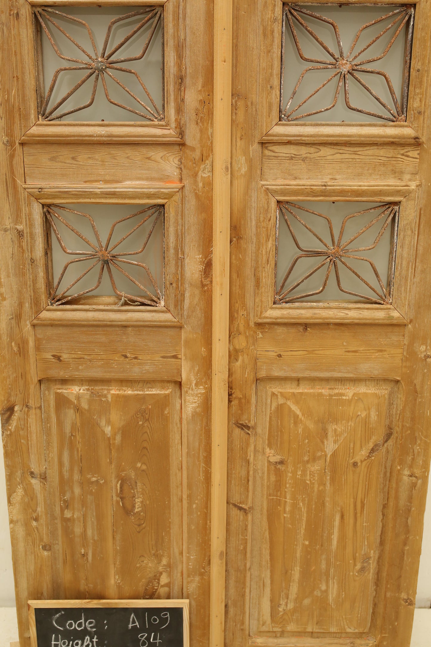 VINTAGE DBL FRENCH METAL DOOR A109