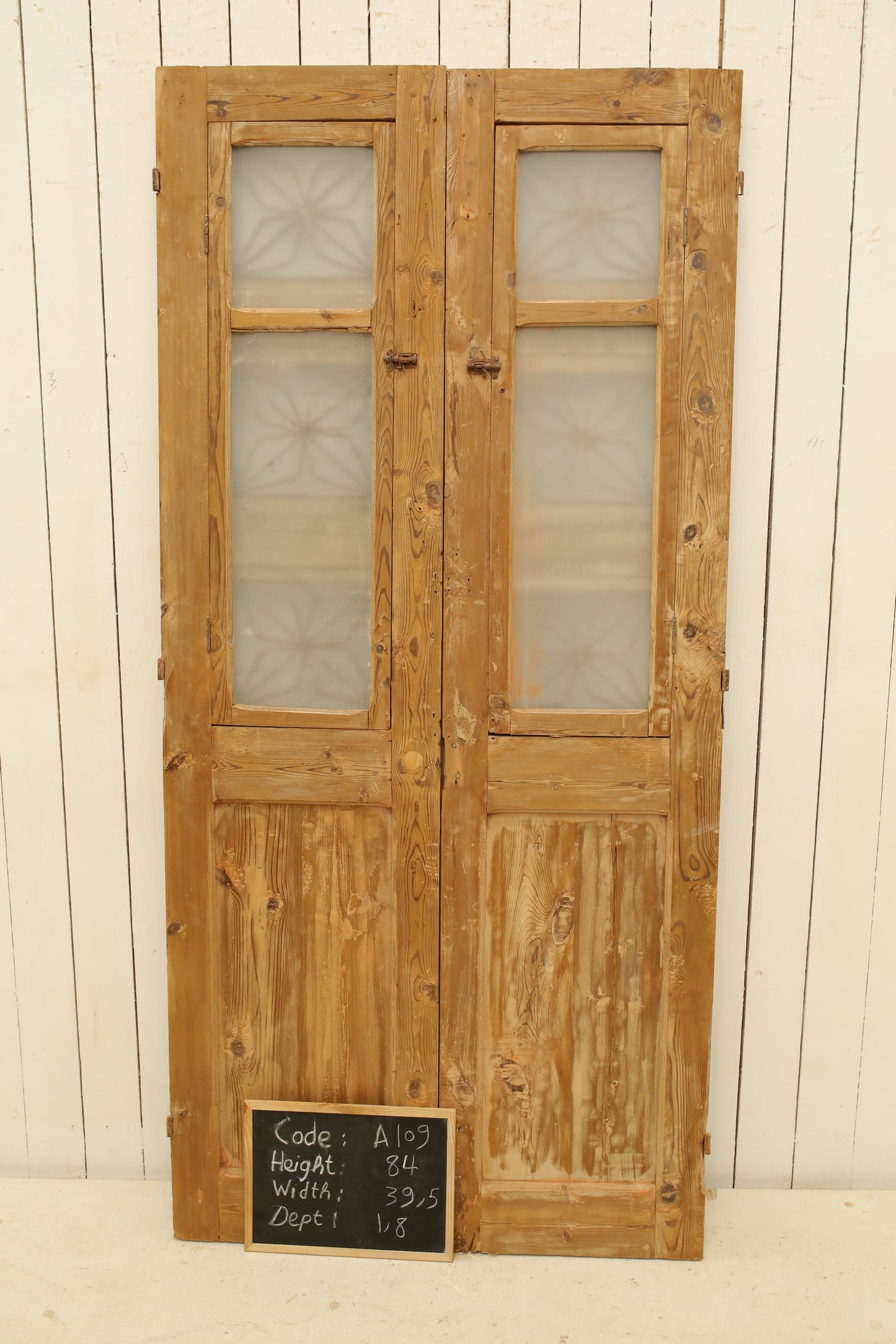 VINTAGE DBL FRENCH METAL DOOR A109