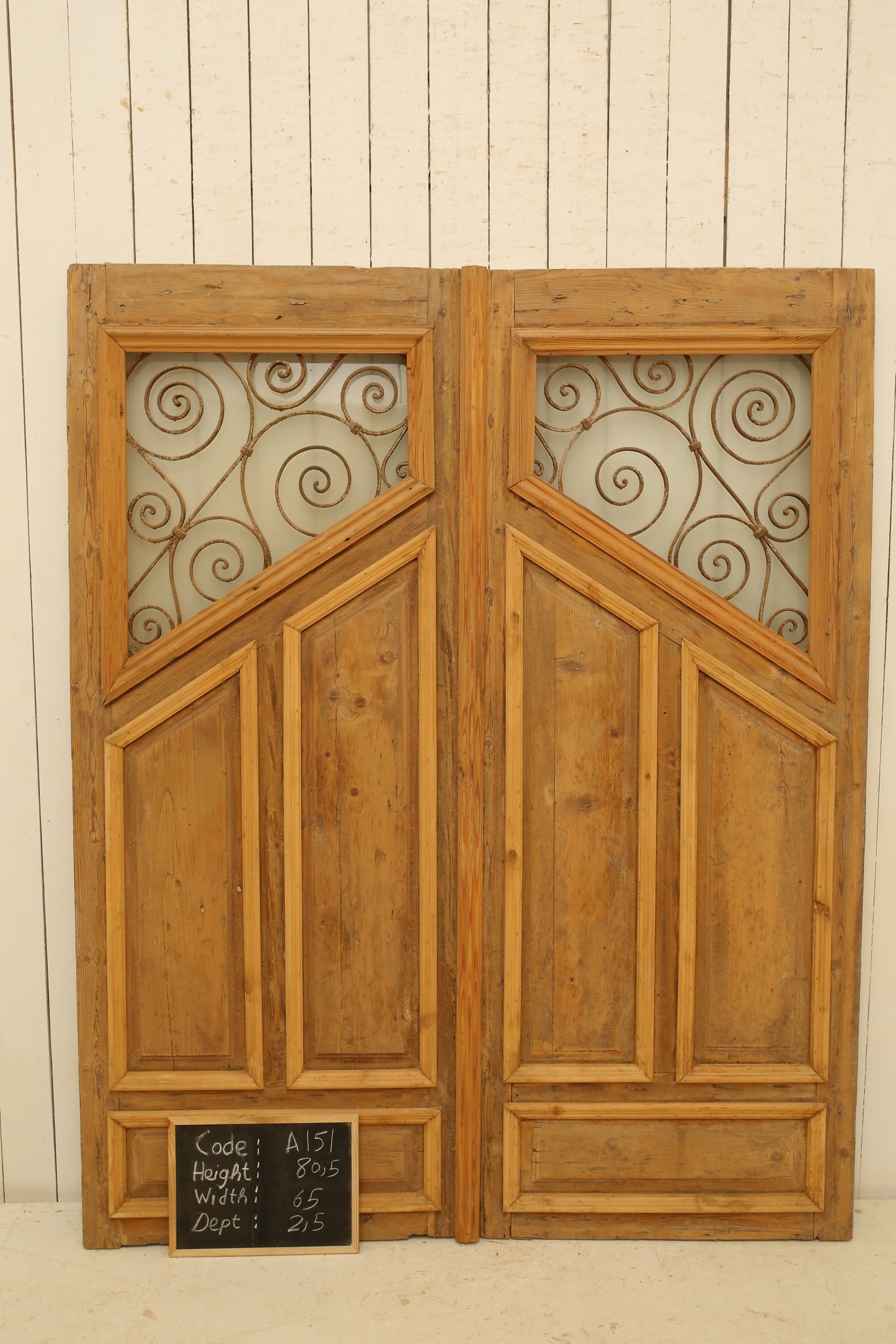 VINTAGE DBL FRENCH METAL DOOR A151