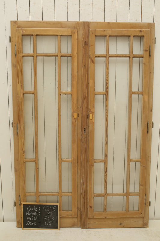 VINTAGE DBL FRENCH GLASS DOOR A245