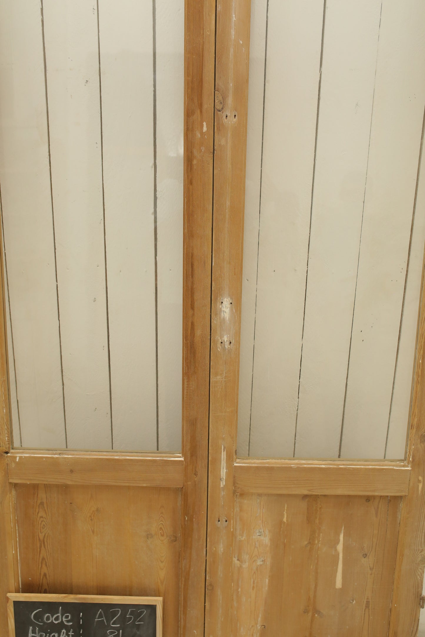 VINTAGE DBL FRENCH GLASS DOOR A252