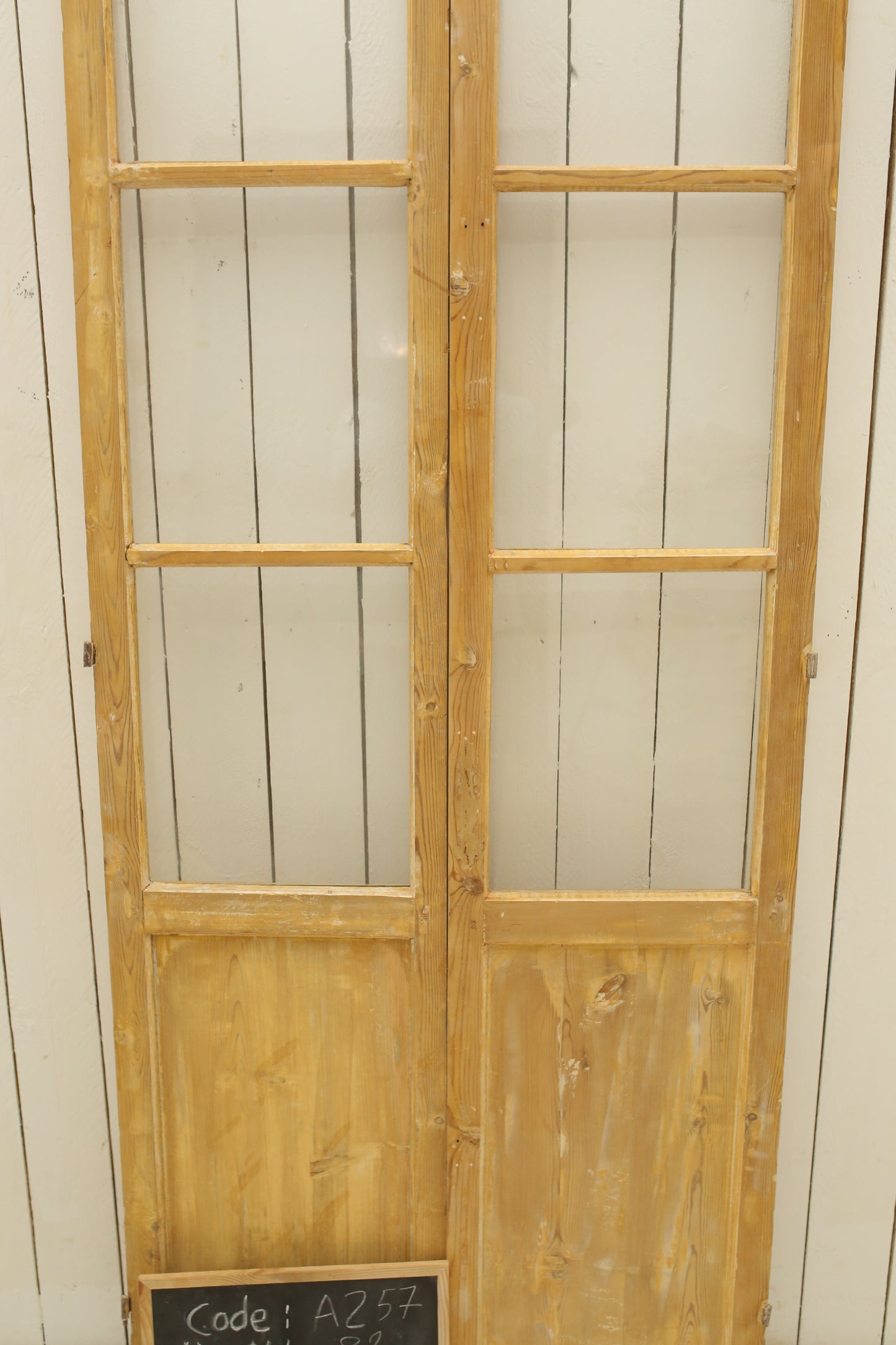 VINTAGE DBL FRENCH GLASS DOOR A257