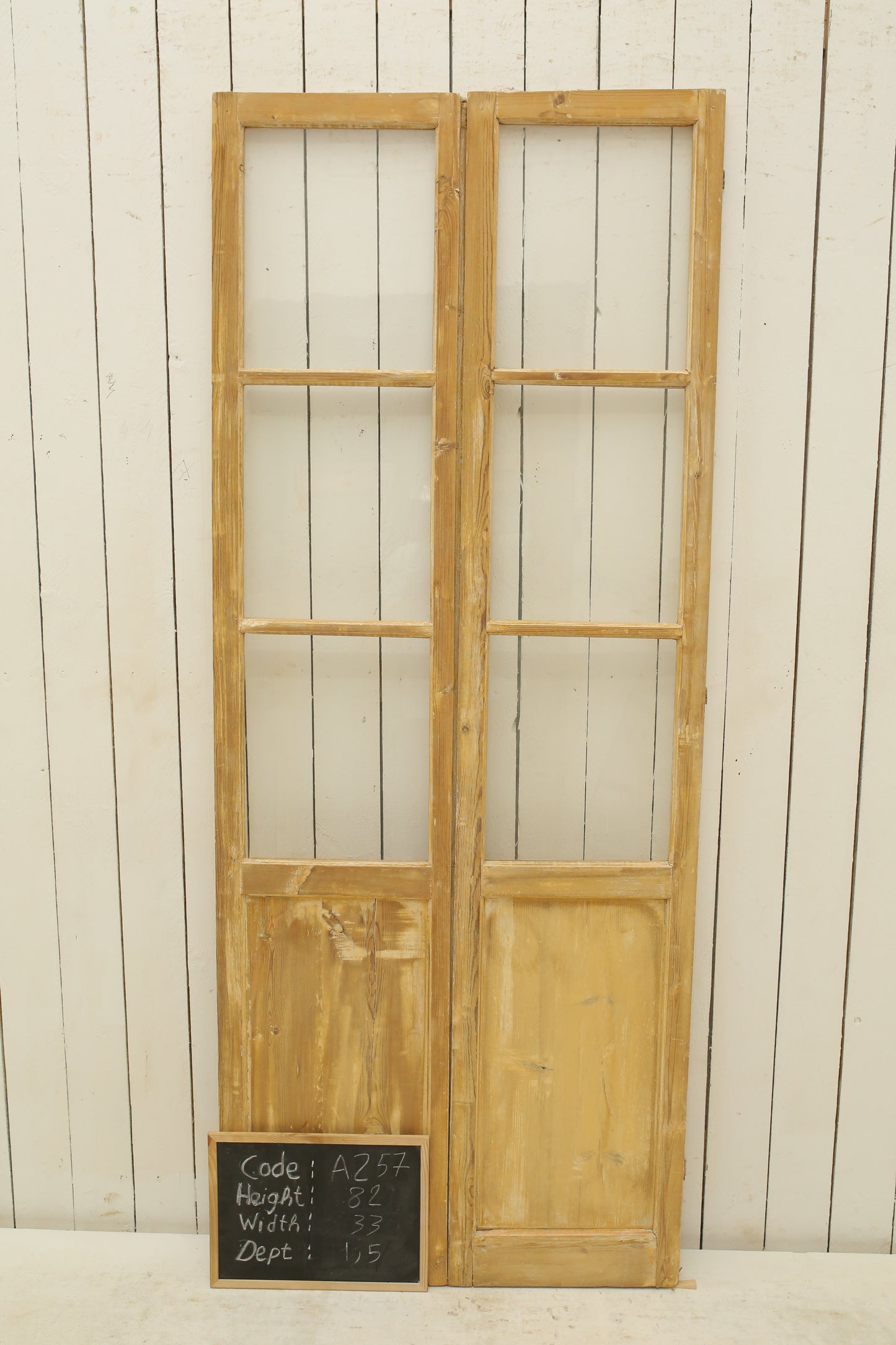 VINTAGE DBL FRENCH GLASS DOOR A257