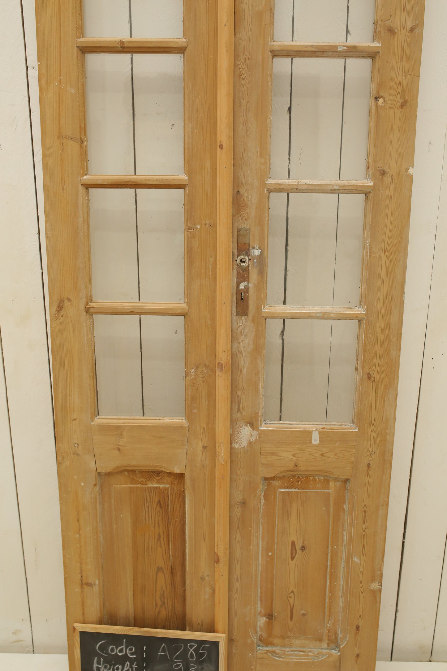 VINTAGE DBL FRENCH GLASS DOOR A285