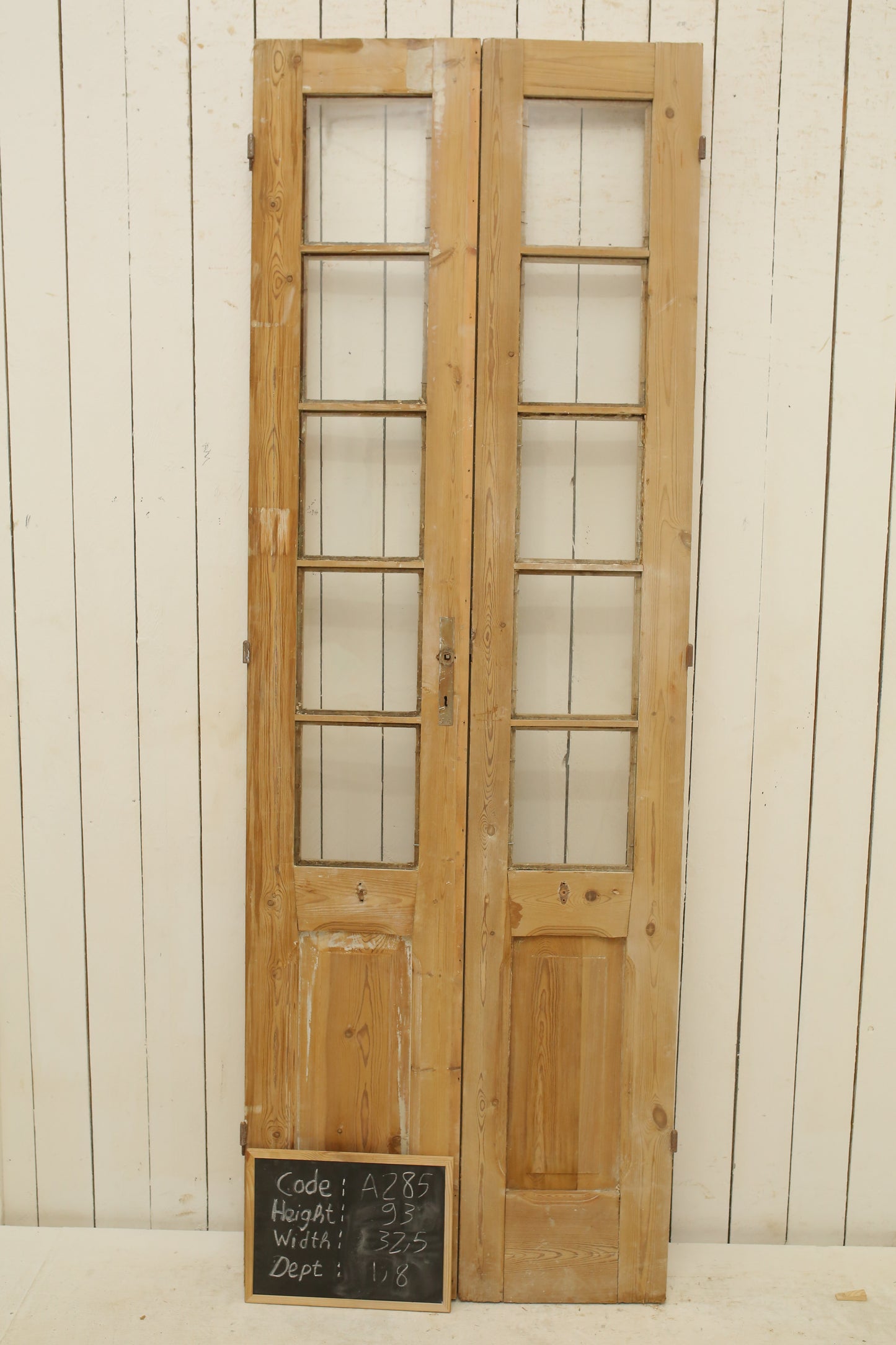 VINTAGE DBL FRENCH GLASS DOOR A285