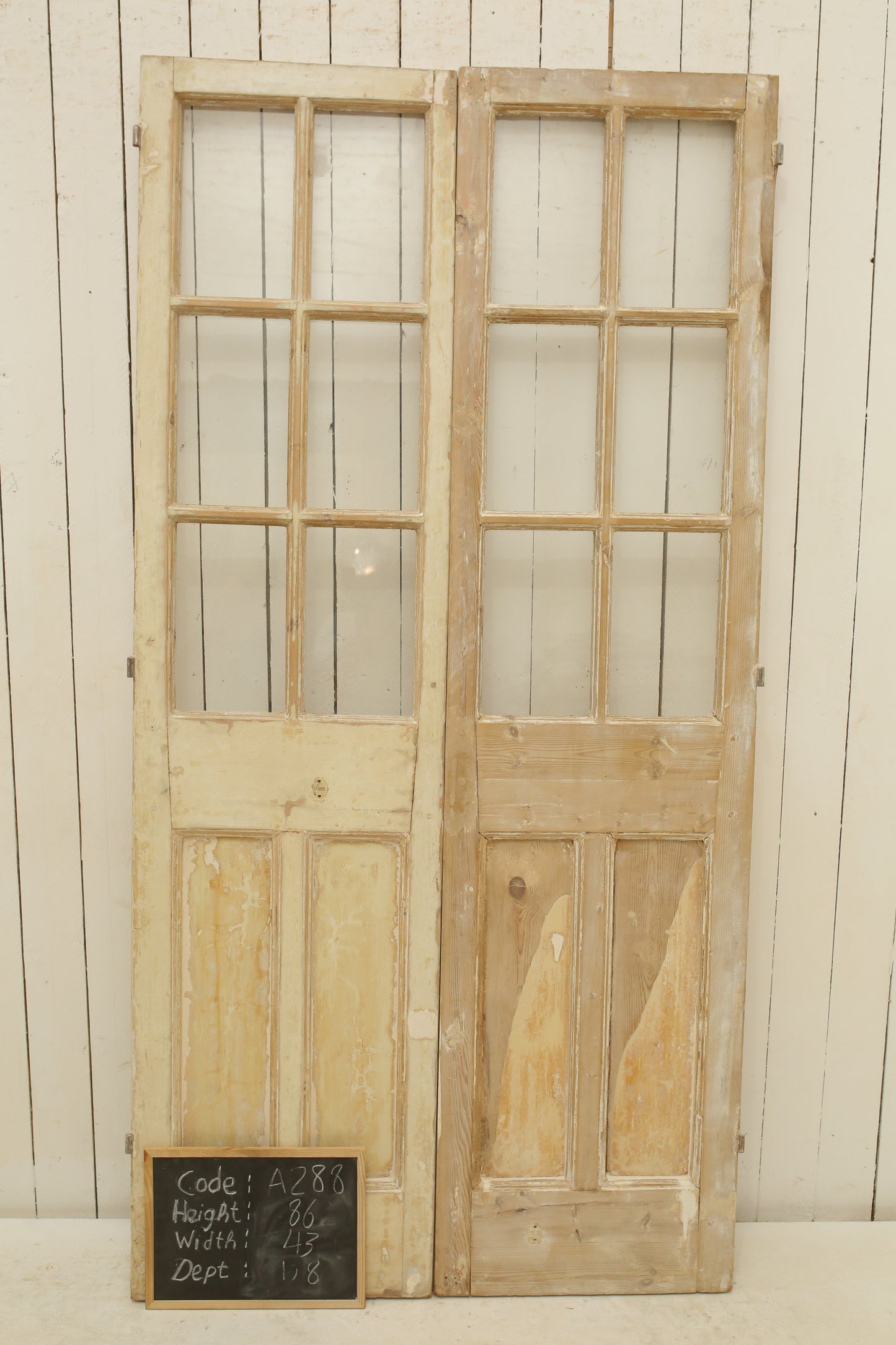 VINTAGE DBL FRENCH GLASS DOOR A288