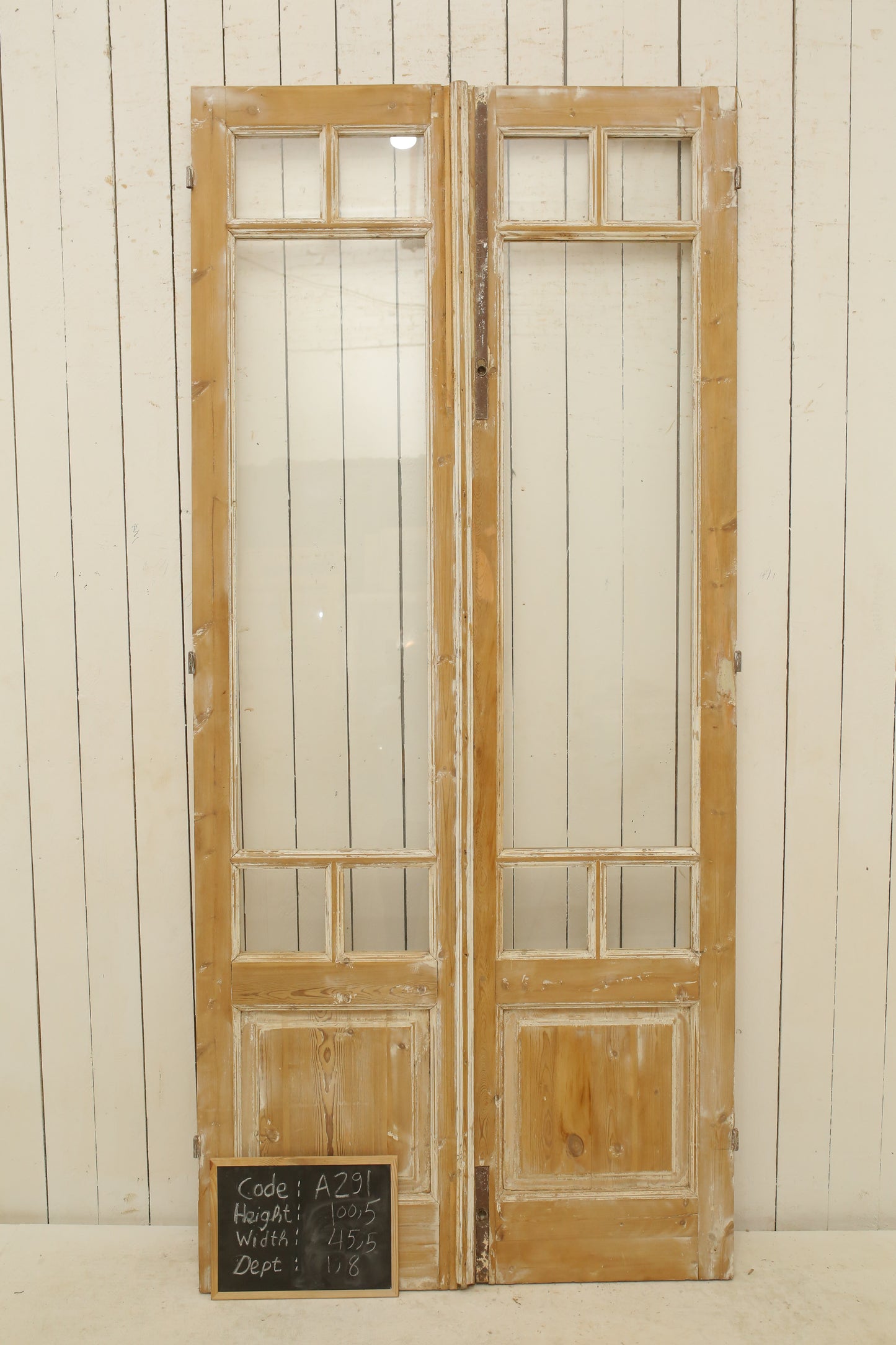 VINTAGE DBL FRENCH GLASS DOOR A291