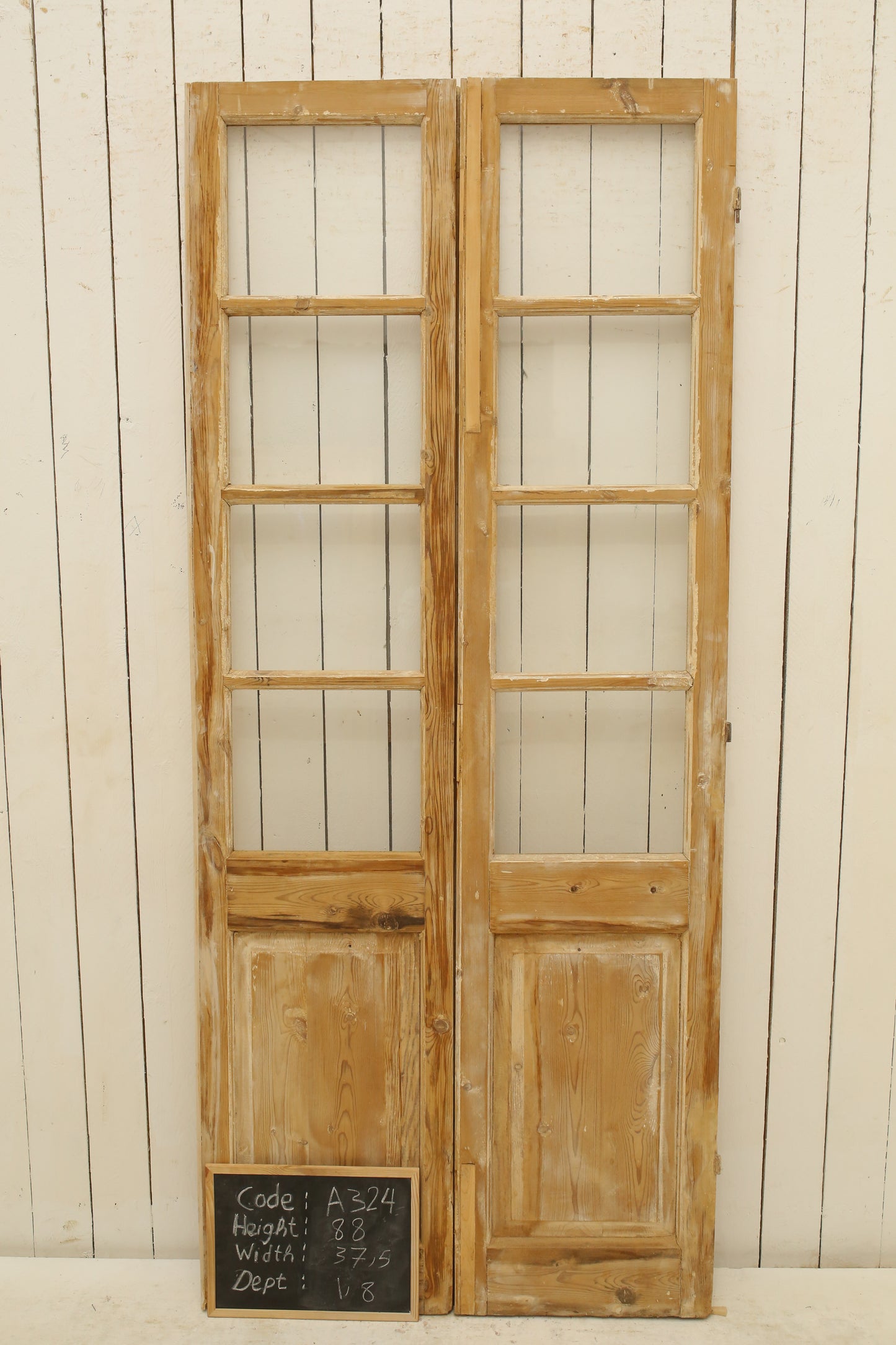 VINTAGE DBL FRENCH GLASS DOOR A324