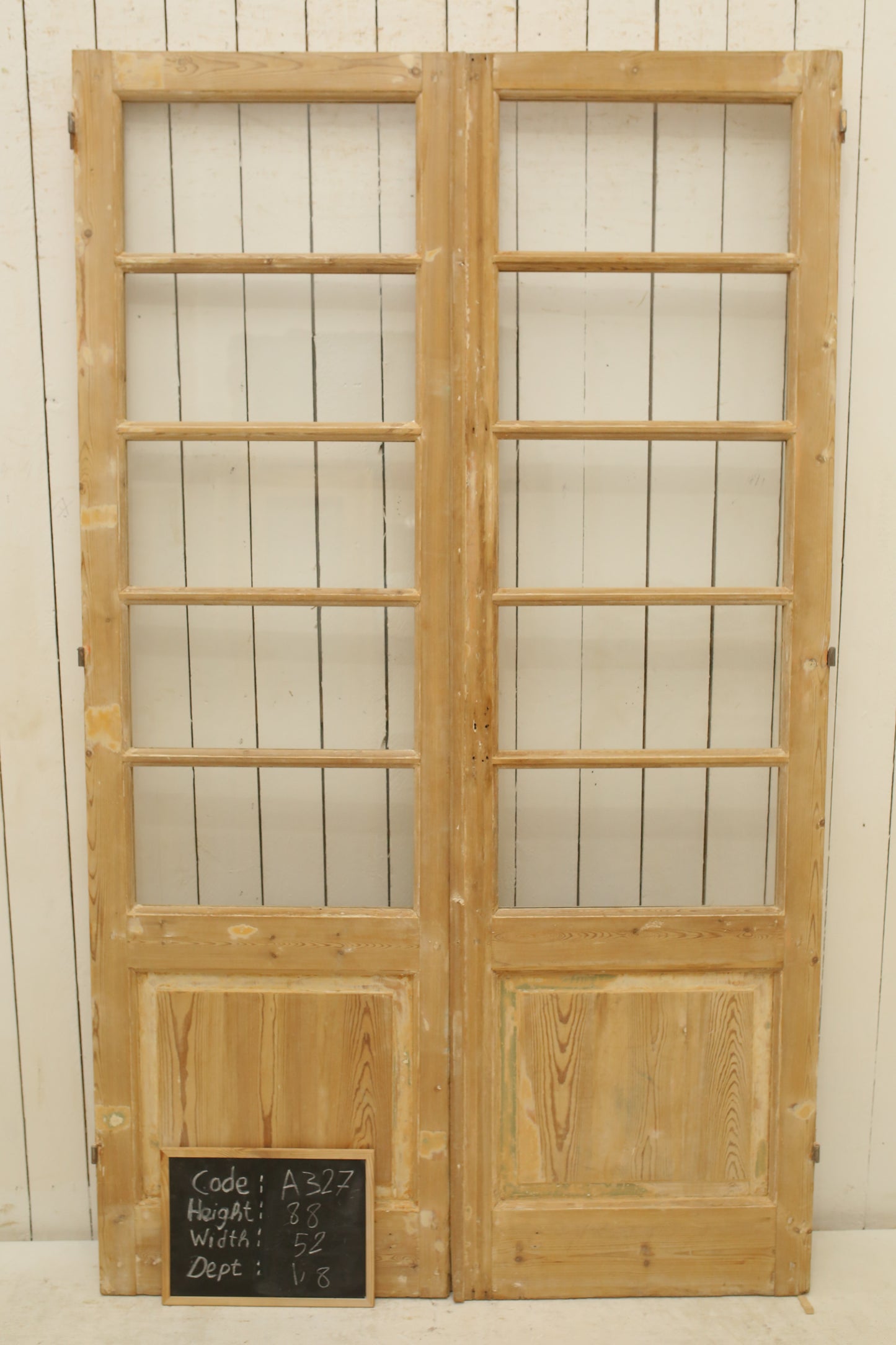 VINTAGE DBL FRENCH GLASS DOOR A327