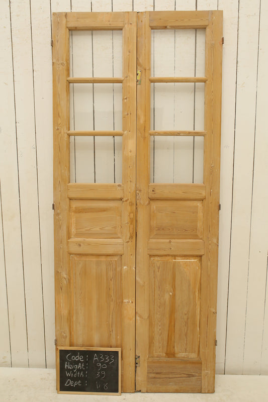 VINTAGE DBL FRENCH GLASS DOOR A333