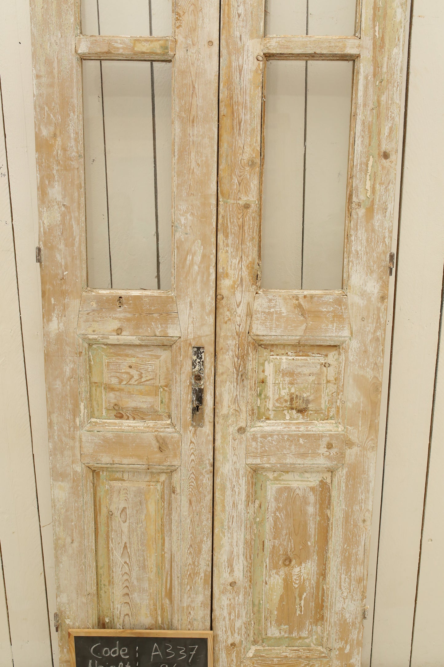 VINTAGE DBL FRENCH GLASS DOOR A337