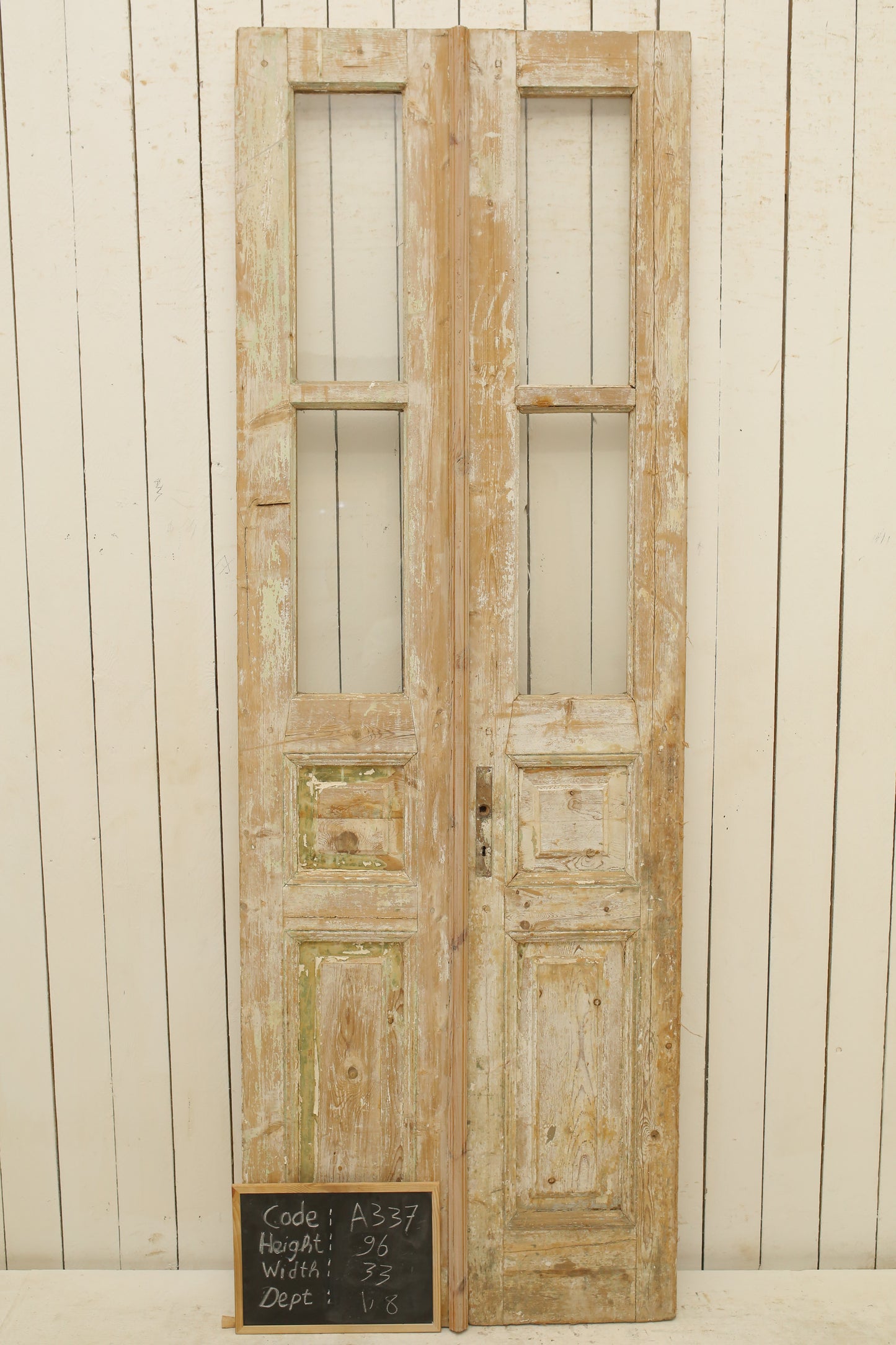 VINTAGE DBL FRENCH GLASS DOOR A337