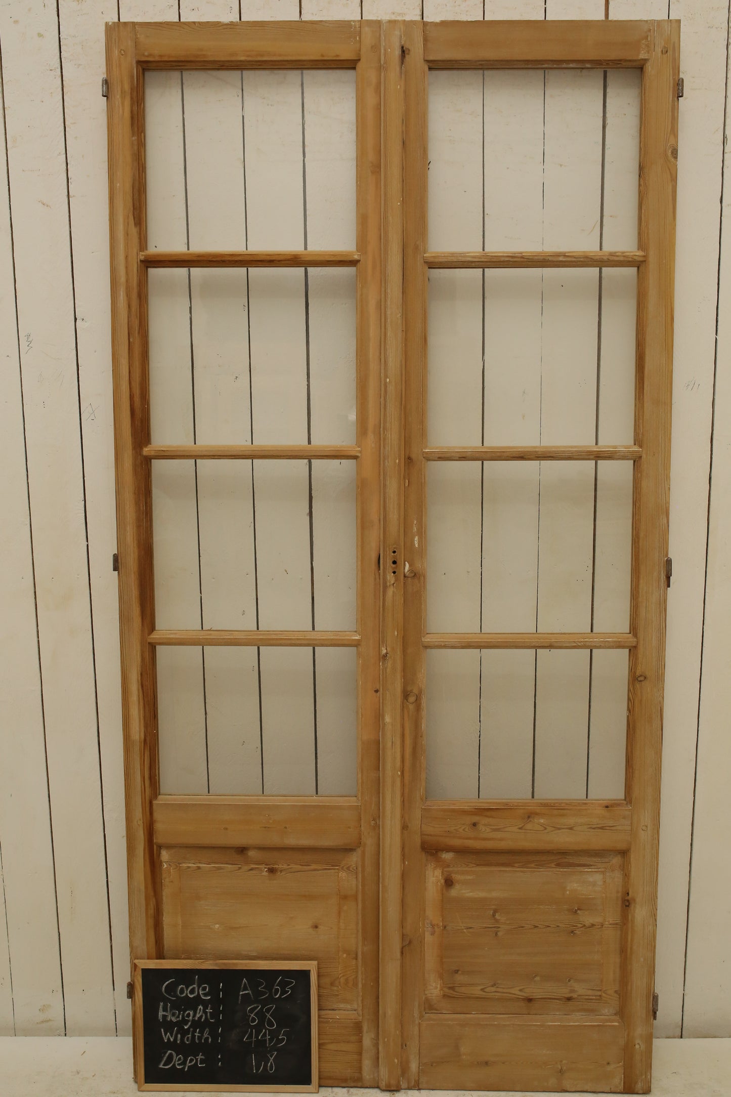 VINTAGE DBL FRENCH GLASS DOOR A363