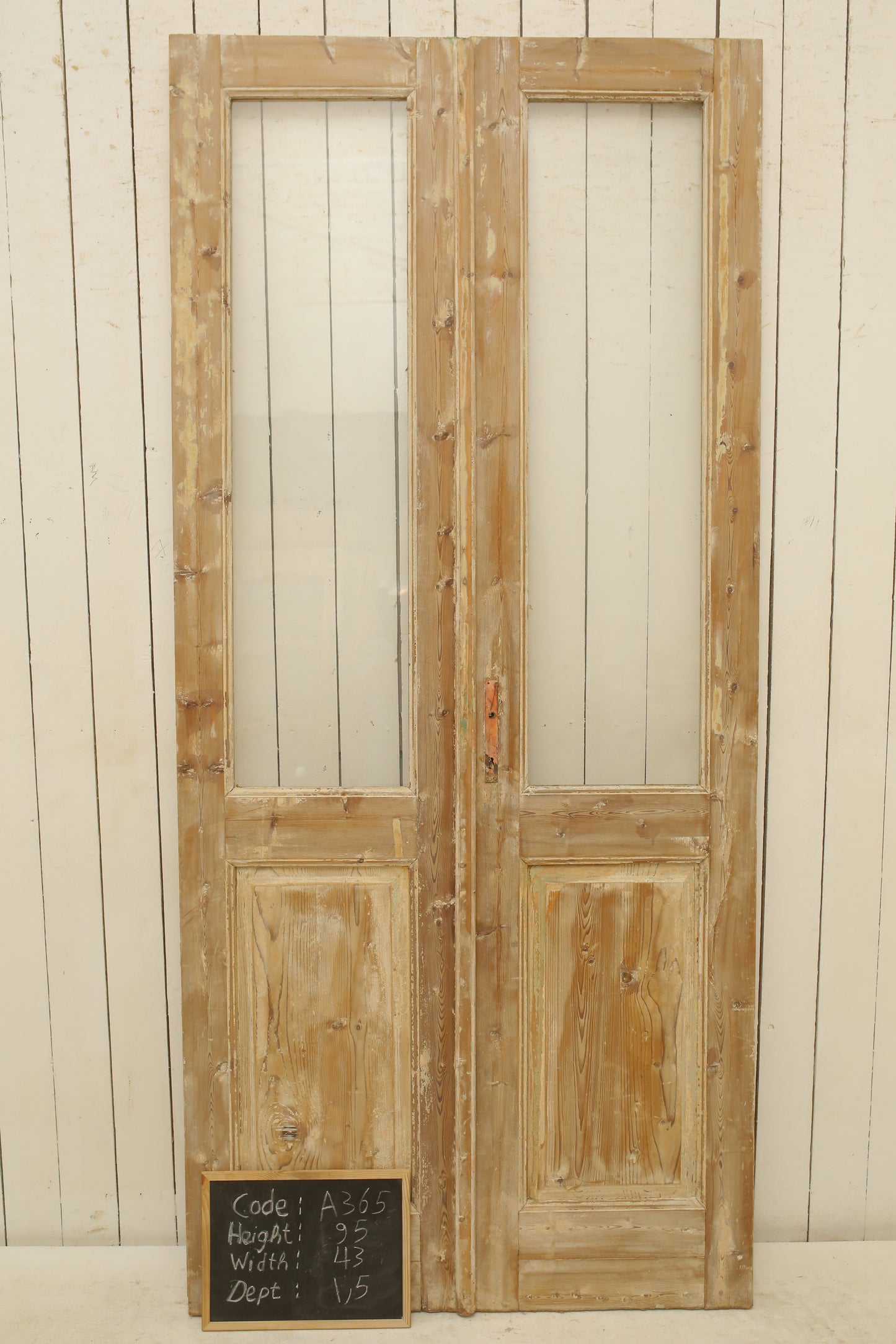 VINTAGE DBL FRENCH GLASS DOOR A365