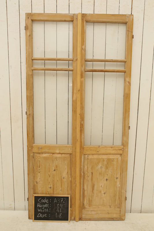 VINTAGE DBL FRENCH GLASS DOOR A372