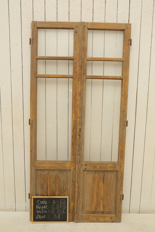 VINTAGE DBL FRENCH GLASS DOOR A382