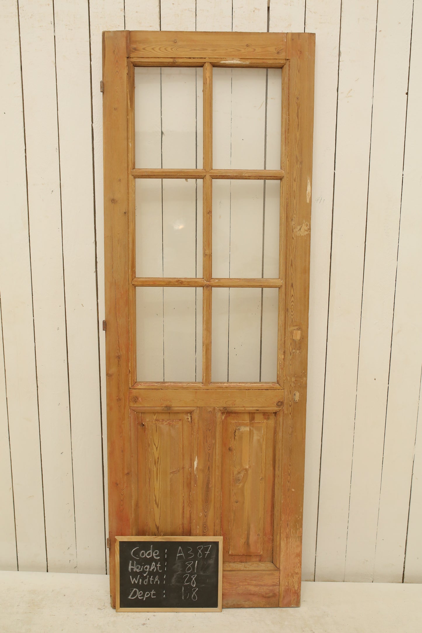 VINTAGE SINGLE GLASS DOOR A387