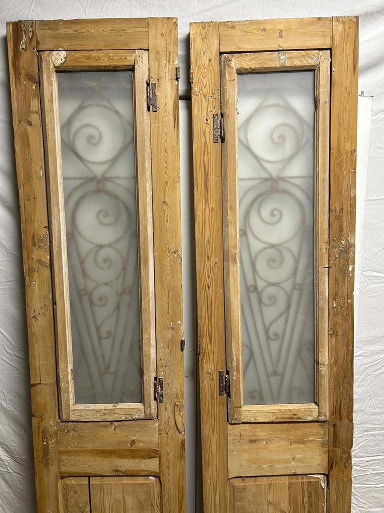 VINTAGE DBL GLASS METAL FRENCH DOOR L117